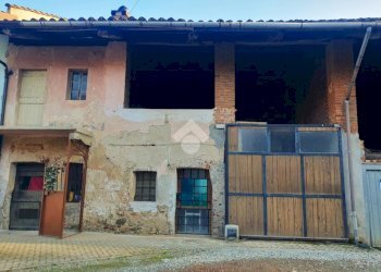 Semi-detached house Via Nino Costa, Front - photo 6