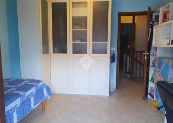 Semi-detached house Via Nino Costa, Front - photo 18