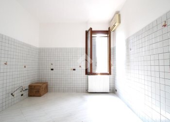 Three-room apartment Via C. Bergamini, San Felice sul Panaro - photo 1
