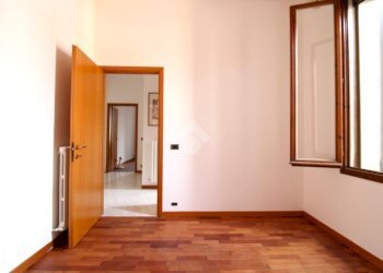 Three-room apartment Via C. Bergamini, San Felice sul Panaro - photo 7