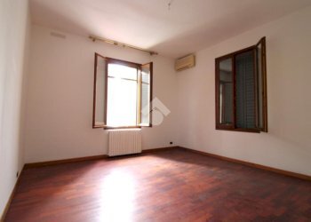 Three-room apartment Via C. Bergamini, San Felice sul Panaro - photo 8