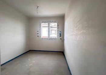 Four-room apartment Vedano al Lambro - photo 7