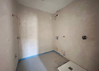 Four-room apartment Vedano al Lambro - photo 12