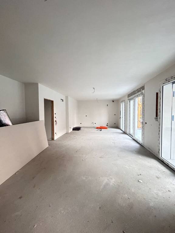 Four-room apartment Vedano al Lambro - photo 2