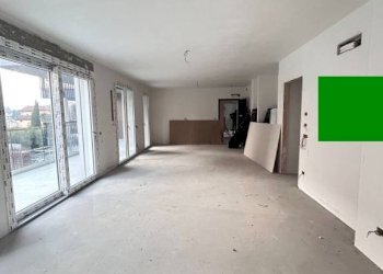 Four-room apartment Vedano al Lambro - photo 4