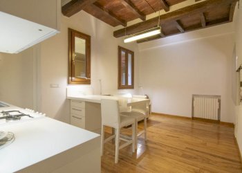 Quadrilocale Bologna (zona Santo Stefano) - foto 3