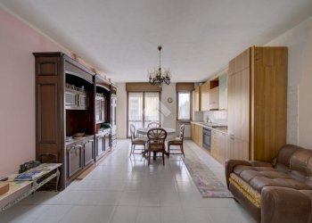 Trilocale Via Luigi Einaudi, Orbassano - foto 3