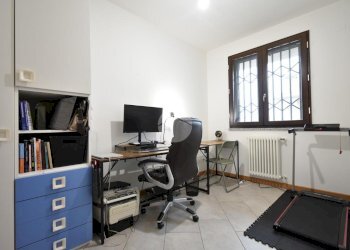 Three-room apartment Via Uso, Santarcangelo di Romagna - photo 17