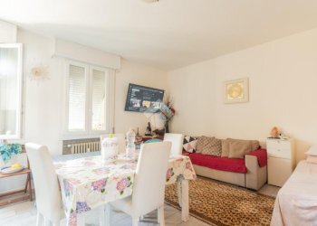 Bilocale Via Giacomo Leopardi, Correggio - foto 1