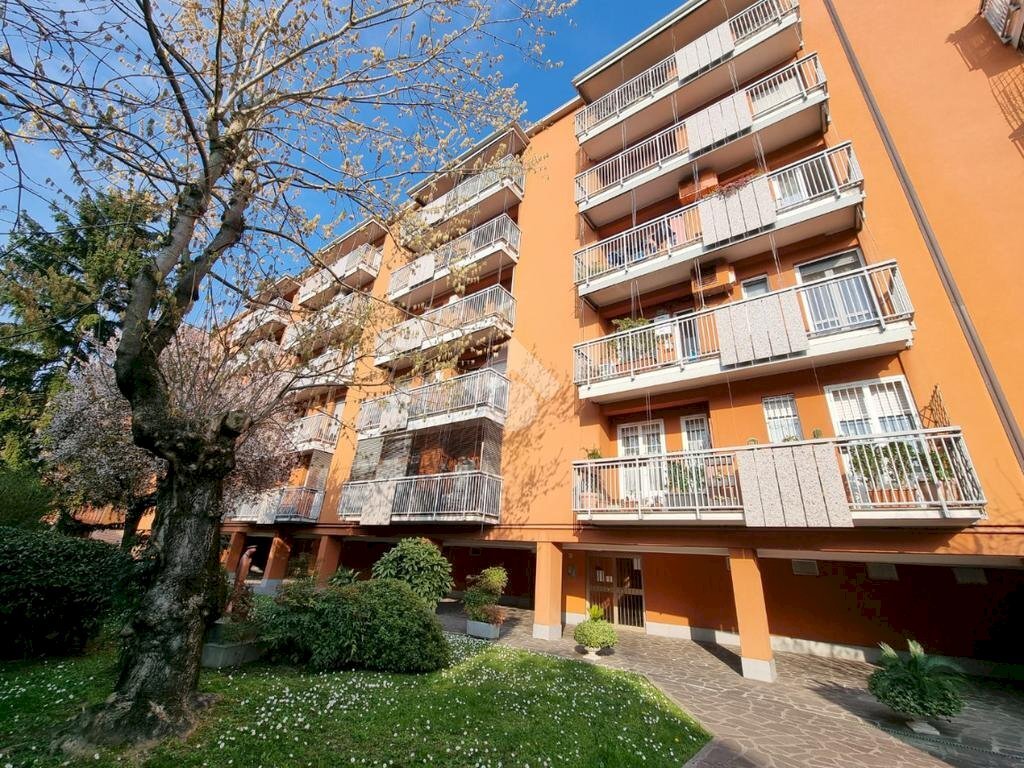 Quadrilocale Via Novara, Milano (zona San Siro) - foto 1