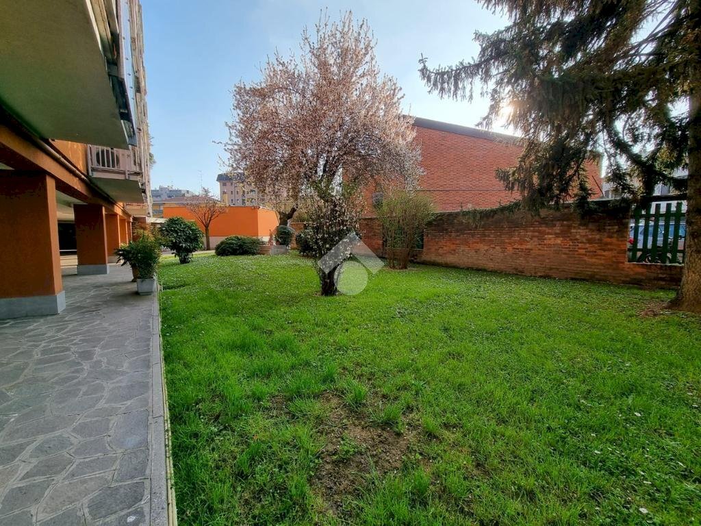 Quadrilocale Via Novara, Milano (zona San Siro) - foto 2