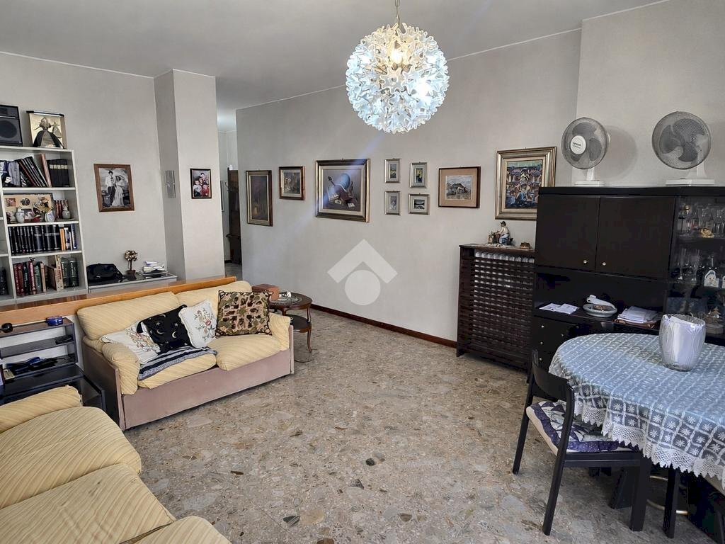 Three-room apartment Via Dei Valtorta, Milano (neighborhood Turro) - photo 3