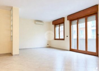 Three-room apartment Via Maniago, Milano (neighborhood Feltre) - photo 1