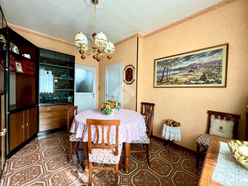 Two-room apartment Via Parenzo, Torino (neighborhood Lucento) - photo 2