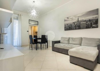 Bilocale Via roccavione, Torino (zona Borgo Vittoria) - foto 2