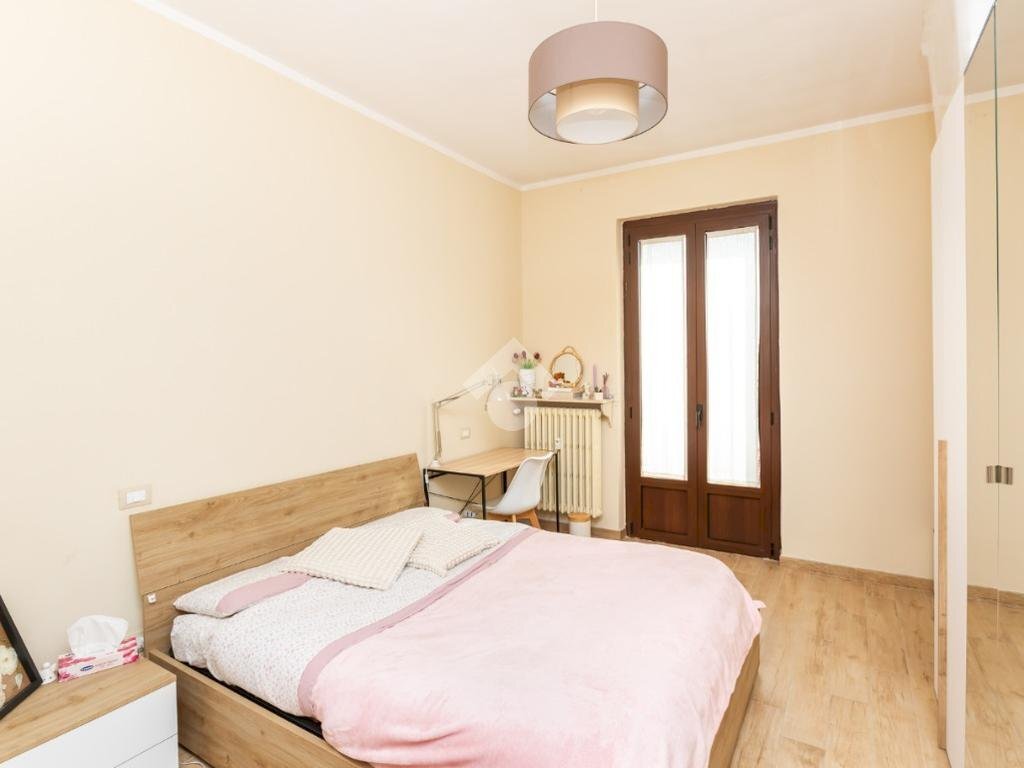 One-room apartment Corso Belgio, Torino (neighborhood Vanchiglietta) - photo 1