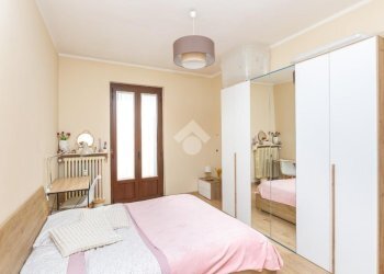 One-room apartment Corso Belgio, Torino (neighborhood Vanchiglietta) - photo 2