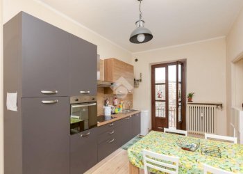 One-room apartment Corso Belgio, Torino (neighborhood Vanchiglietta) - photo 4