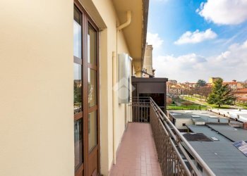 One-room apartment Corso Belgio, Torino (neighborhood Vanchiglietta) - photo 12