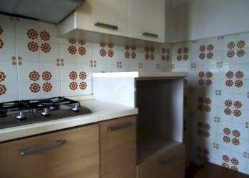 Four-room apartment Via Vecchia Torino, Alessandria - photo 12