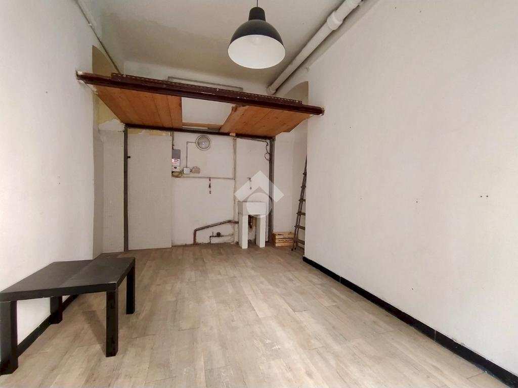 Magazzino C2 Via Pisacane, Genova (zona Foce) - foto 1