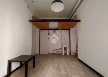 Magazzino C2 Via Pisacane, Genova (zona Foce) - foto 3