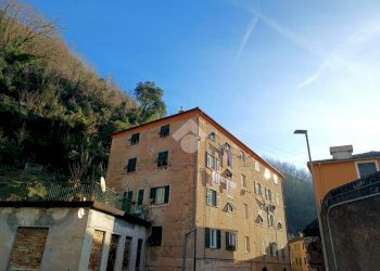 Quadrilocale Via fabbriche, Genova (zona Voltri) - foto 2