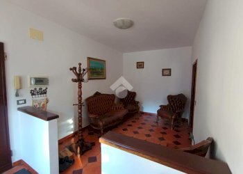 Quadrilocale Via fabbriche, Genova (zona Voltri) - foto 7