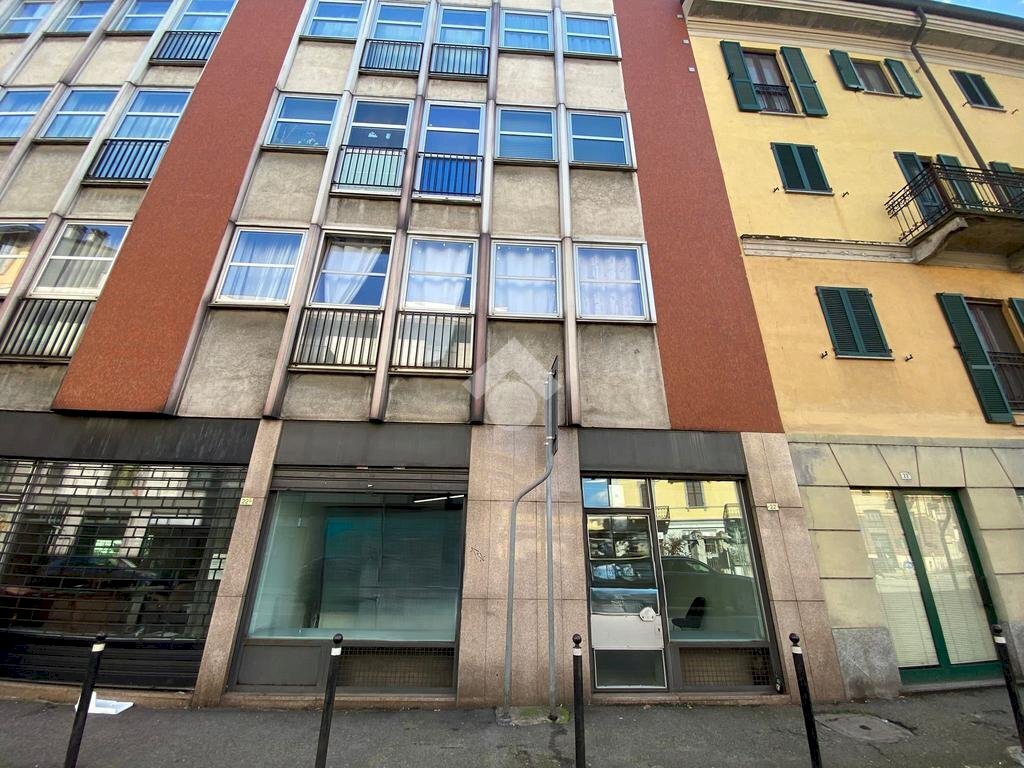 Shop viale dante alighieri, Novara - photo 3