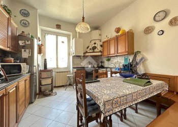 Three-room apartment Via Gorizia, Genova (neighborhood Sturla) - photo 1