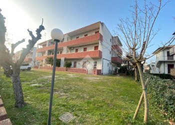 Trilocale Viale Orazio, Ravenna (zona Lido Adriano) - foto 18