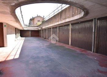 Box Via I Maggio, Segrate - photo 1