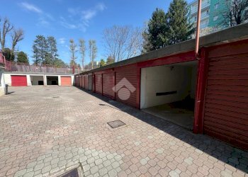 Box Via L.Da Vinci, Lainate - photo 2