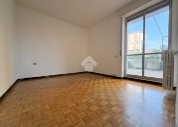 Three-room apartment Corso italia, Legnano - photo 4