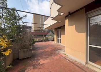 Three-room apartment Corso italia, Legnano - photo 14