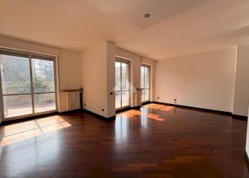 Three-room apartment Corso italia, Legnano - photo 15