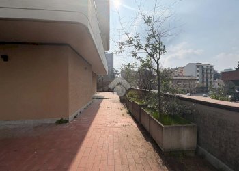 Three-room apartment Corso italia, Legnano - photo 16