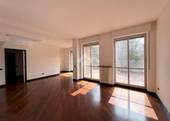 Three-room apartment Corso italia, Legnano - photo 23