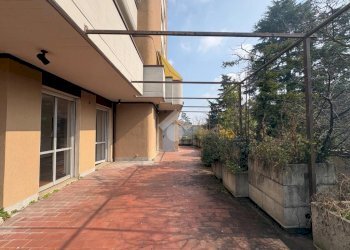 Three-room apartment Corso italia, Legnano - photo 24