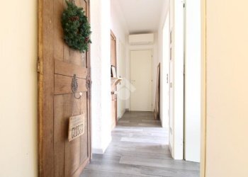 Three-room apartment Via Arezzo, Modena (neighborhood Morane - Contrada) - photo 8