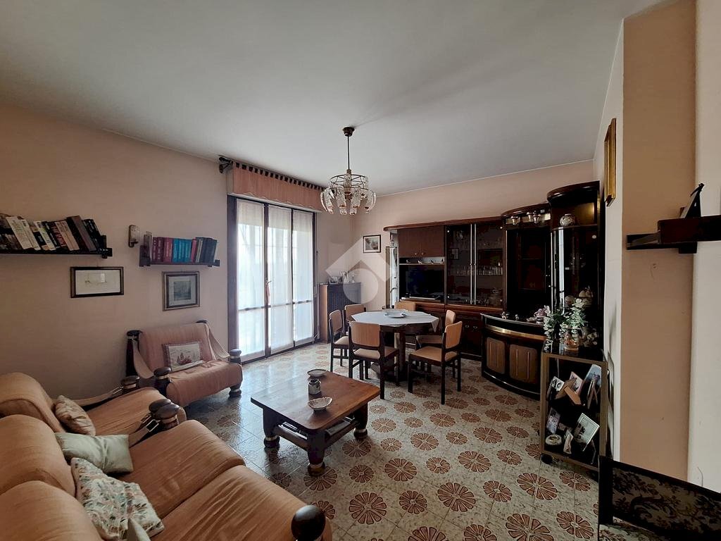 Four-room apartment Via Don Pietro Barberi, Magenta - photo 2