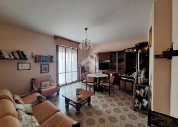 Quadrilocale Via Don Pietro Barberi, Magenta - foto 2