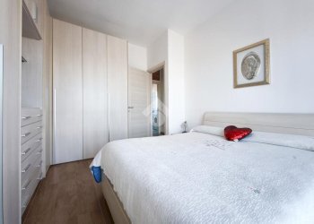 Three-room apartment Via Strada Statale 35 dei Giovi, Cormano - photo 14