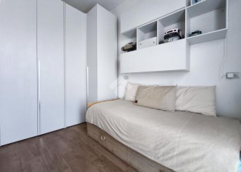 Three-room apartment Via Strada Statale 35 dei Giovi, Cormano - photo 17