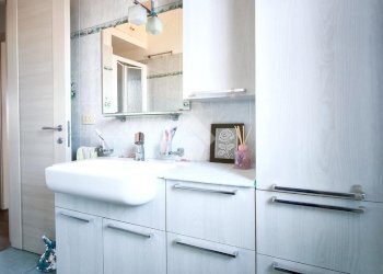 Three-room apartment Via Strada Statale 35 dei Giovi, Cormano - photo 21