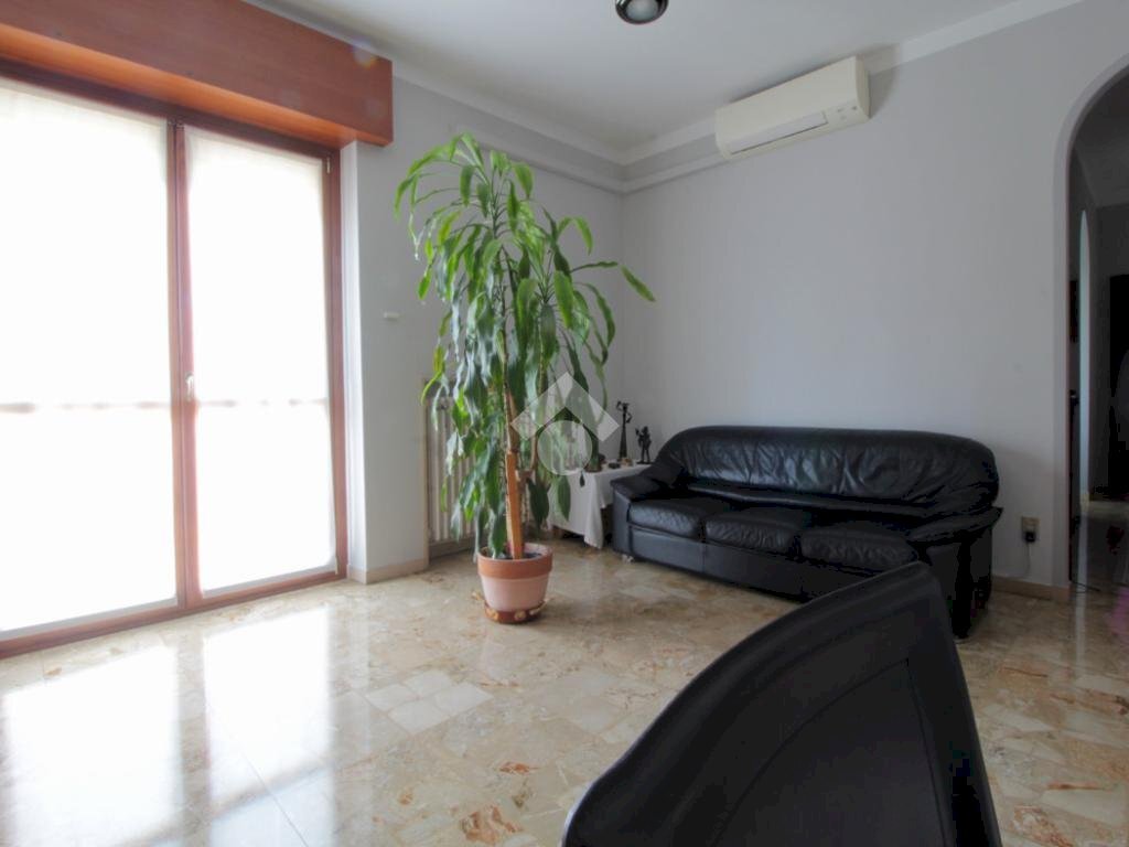 Three-room apartment Via alcide de gasperi, Sedriano - photo 3