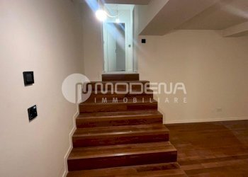 Two-room apartment Modena (neighborhood Circoscrizione 1) - photo 4
