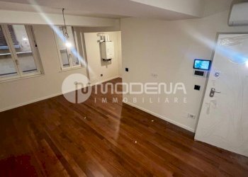 Two-room apartment Modena (neighborhood Circoscrizione 1) - photo 6