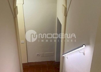 Two-room apartment Modena (neighborhood Circoscrizione 1) - photo 11