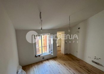 Two-room apartment Modena (neighborhood Circoscrizione 1) - photo 2
